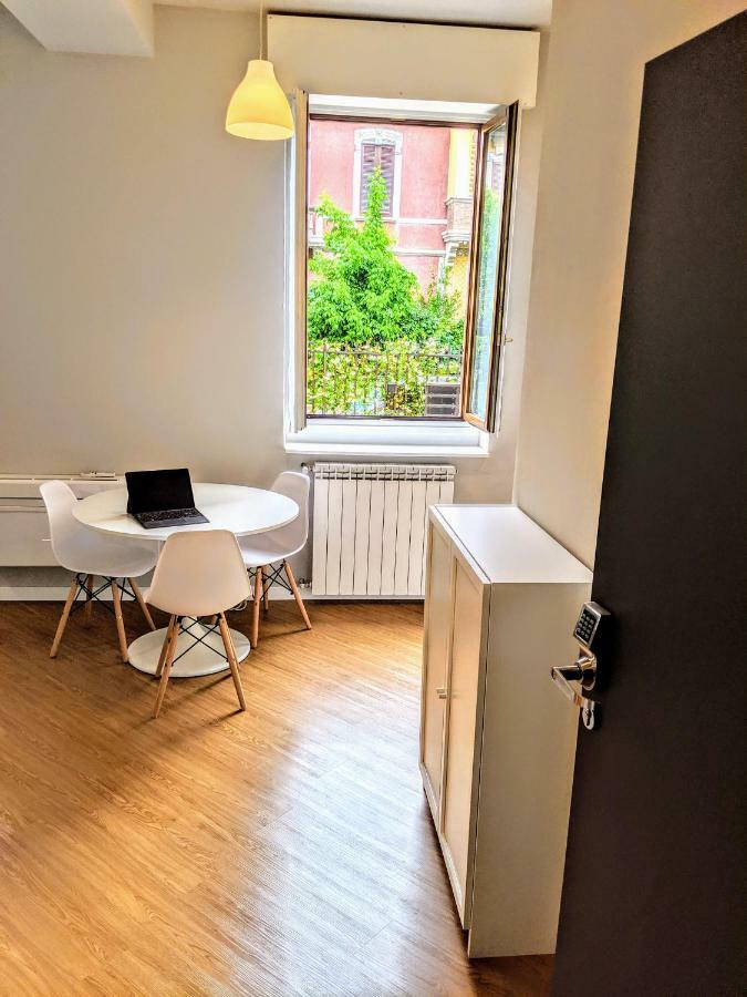 Monza Apartments Экстерьер фото